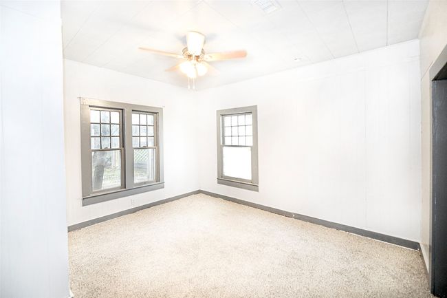 304 Rock Hill Rd, House other with 2 bedrooms, 1 bathrooms and null parking in Bowie TX | Image 24