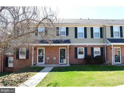 5 Winston Ct, BLUE BELL, PA, 19422-2533 | Card Image