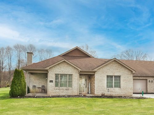 218 Stoneybrook Dr, Cabot, PA, 16023-2136 | Card Image