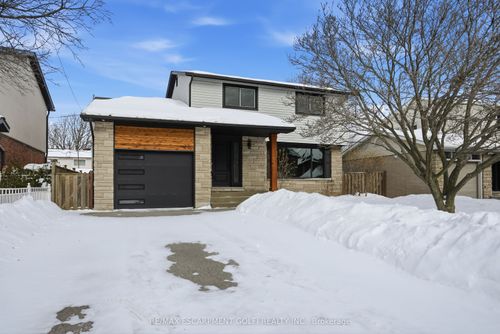 26 Clifton Downs Rd, Hamilton, ON, L9C2P2 | Card Image