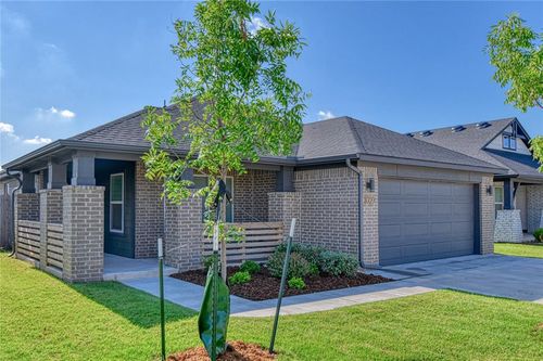 3727 Cassidy Dr, Norman, OK, 73069-5077 | Card Image