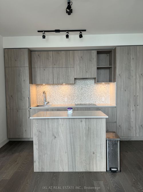 3405-1 Yorkville Ave, Toronto, ON, M4W0B1 | Card Image