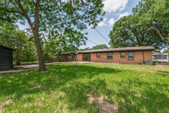 View of yard | Image 25