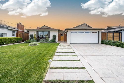 1338 Thais Ln, Hayward, CA, 94544-4302 | Card Image