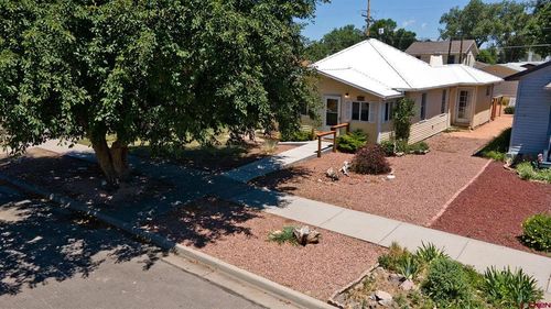 206 Bell Ave, Alamosa, CO, 81101-2432 | Card Image