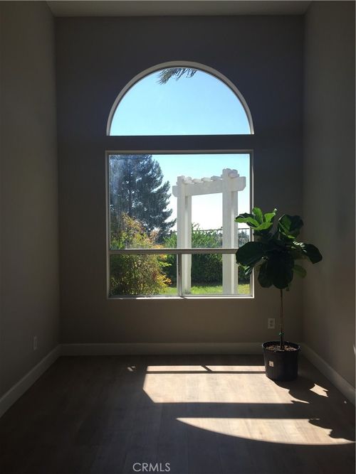 867 S Lee Marie Cir, Anaheim, CA, 92808-1500 | Card Image