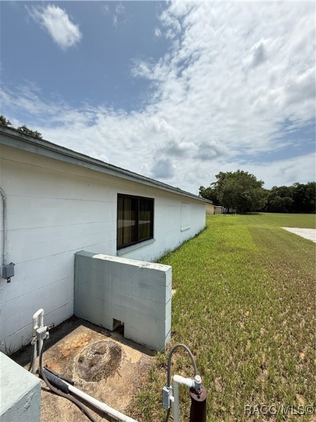 Rear view, well in place but has central water | Image 19
