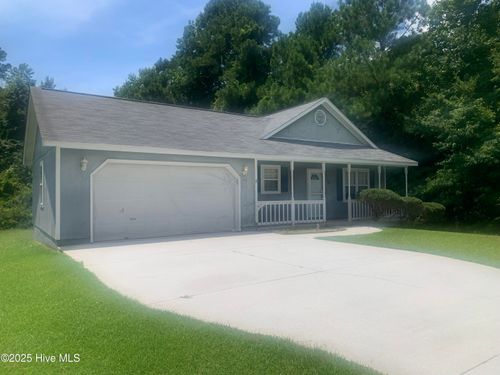 210 Glenwood Dr, Hubert, NC, 28539-4552 | Card Image