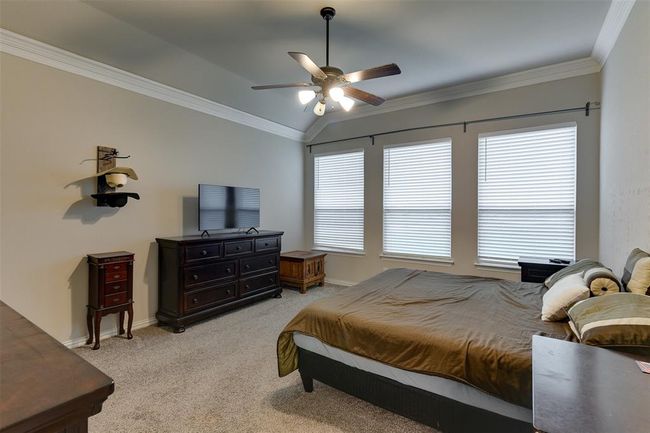 7816 Wheatland Court, House other with 4 bedrooms, 3 bathrooms and null parking in Godley TX | Image 14