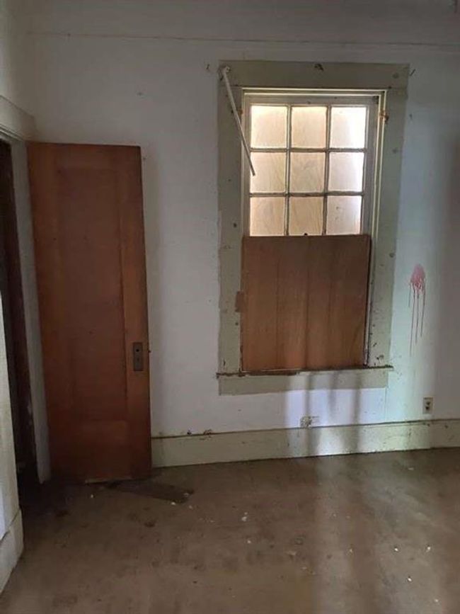 1502 E Texas Ave, House other with 3 bedrooms, 2 bathrooms and null parking in Mart TX | Image 13