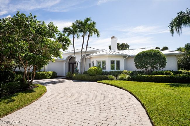 420 Palm Cir E, House other with 4 bedrooms, 4 bathrooms and null parking in Naples FL | Image 35