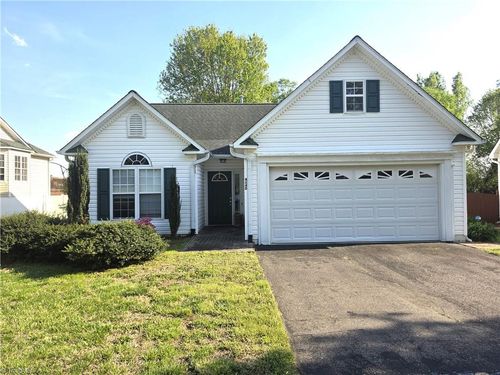 4840 Manteo Ln, Winston-Salem, NC, 27127-9426 | Card Image