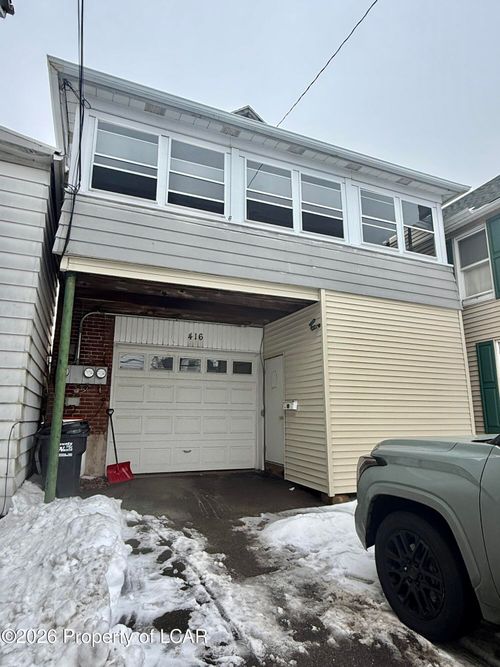 416 Washington St, Freeland, PA, 18224-2149 | Card Image