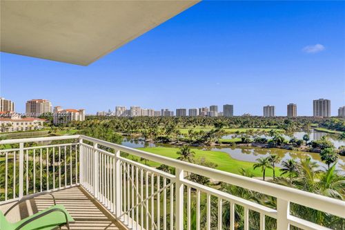 apt-714-19501 W Country Club Dr, Aventura, FL, 33180-2474 | Card Image