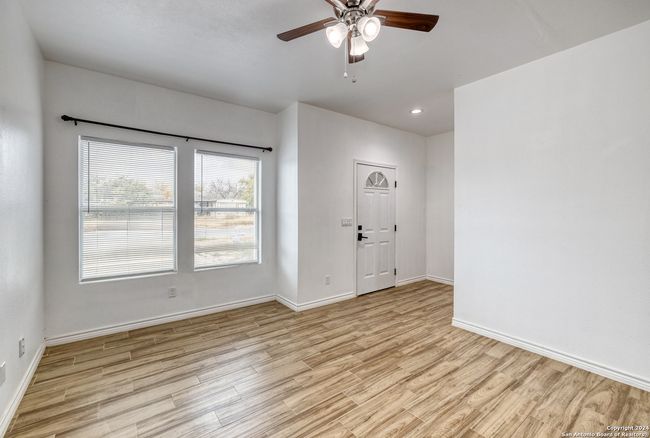 703 N 3 Rd St, Home with 0 bedrooms, 0 bathrooms and null parking in Carrizo Springs TX | Image 5