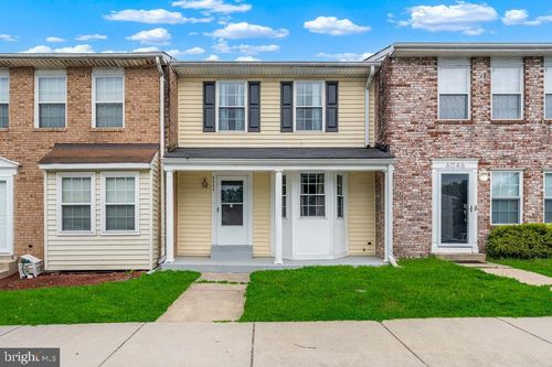 6044 Saint Moritz Dr, TEMPLE HILLS, MD, 20748-6418 | Card Image