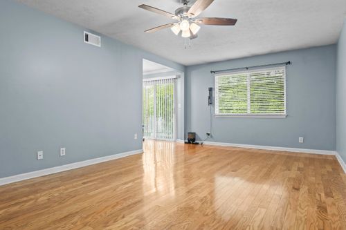 208-4410 Wisteria Landing Cir, Louisville, KY, 40218-3798 | Card Image