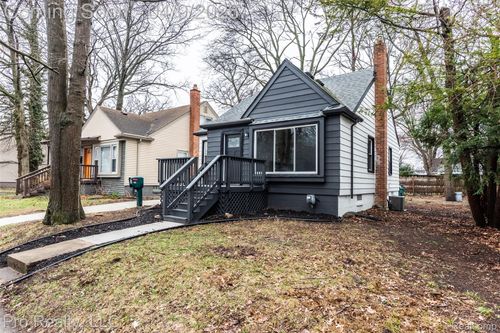 923 Gardendale St, Ferndale, MI, 48220-2404 | Card Image