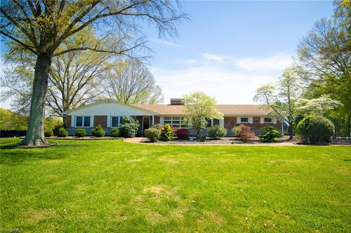 1110 Coon Rd, Pinnacle, NC, 27043-8410 | Card Image