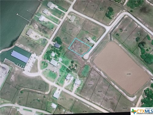 36 Bayside Lake Dr, Seadrift, TX, 77983 | Card Image