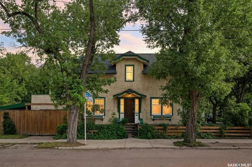 1020 Eastlake Ave, Saskatoon, SK, S7N1A7 | Card Image