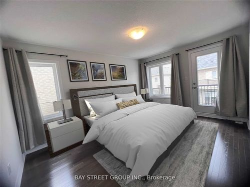 3325 Carding Mill Trail, Oakville, ON, L6M1R7 | Card Image