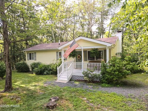 800 W Spur Ct, Lords Valley, PA, 18428 | Card Image