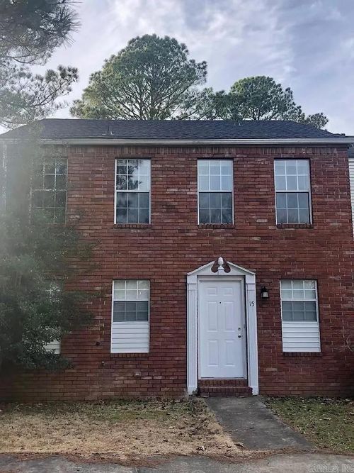 15 Brierwood Cir, Conway, AR, 72034-2922 | Card Image