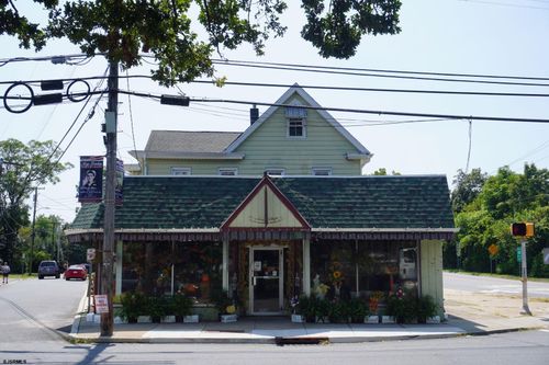 5926 Main St, Mays Landing, NJ, 08330-1725 | Card Image