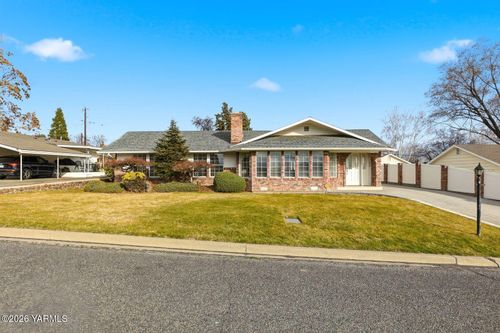 119 N 46th Ave, Yakima, WA, 98908-3268 | Card Image