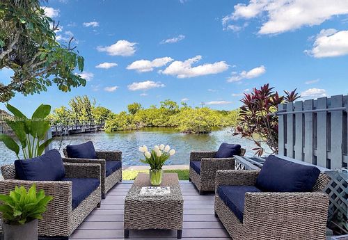 1897 Ne 15th Ave, Fort Lauderdale, FL, 33305-3260 | Card Image