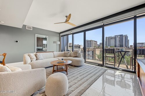 627-200 W Portland St, Phoenix, AZ, 85003-5469 | Card Image