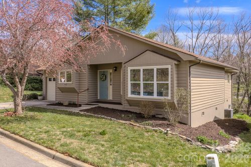 d-4 Hedgerose Ct, Asheville, NC, 28805 | Card Image