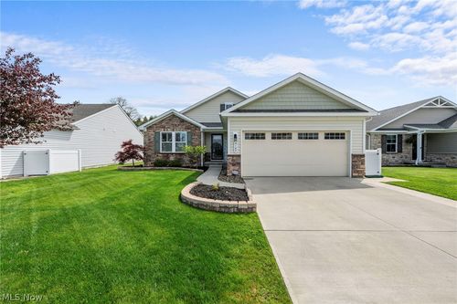 4149 Hidden Village Dr, Perry, OH, 44081-9235 | Card Image