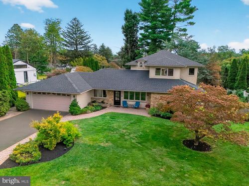 657 Pembroke Rd, Rydal, PA, 19046-3325 | Card Image