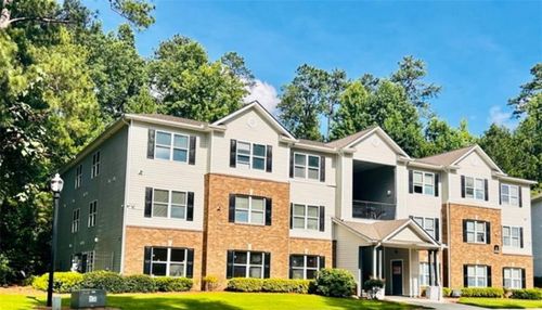 8201 Fairington Village Dr, Lithonia, GA, 30038-1447 | Card Image