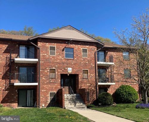 10 Chase Hall, DOVER, DE, 19904-2625 | Card Image