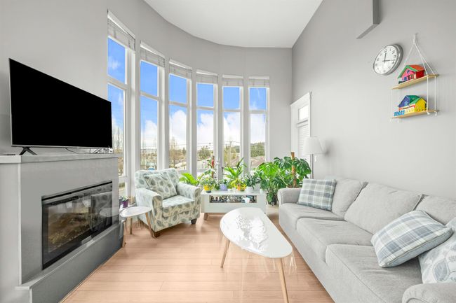 401 - 1188 Johnson St, Condo with 1 bedrooms, 1 bathrooms and 1 parking in Coquitlam BC | Image 16
