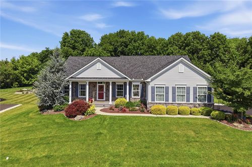 4912 Reston Dr, Forks Twp, PA, 18040-6766 | Card Image