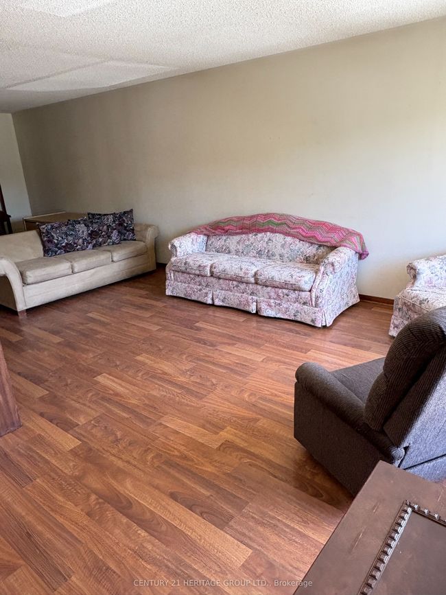117 Maplegrove Ave, House other with 5 bedrooms, 2 bathrooms and 4 parking in Bradford ON | Image 7