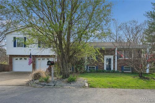 2332 Mickey Dr, High Ridge, MO, 63049-1635 | Card Image