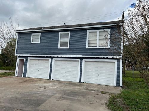 4019 Procter St, Port Arthur, TX, 77642-3252 | Card Image