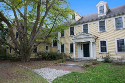 197 Rumstick Rd, Barrington, RI, 02806-4923 | Card Image