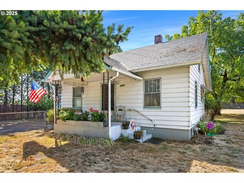 7400 Se Otty St, Milwaukie, OR, 97222-1896 | Card Image