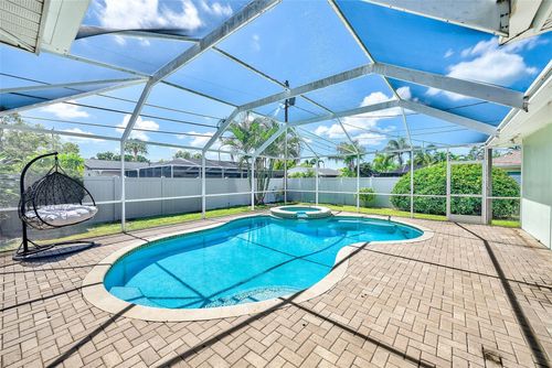 809 Jacaranda Dr, LARGO, FL, 33770-4610 | Card Image