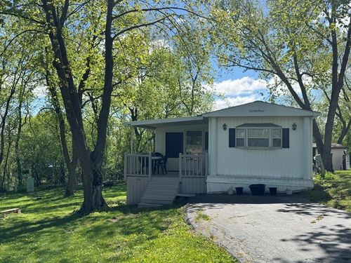 424 Skyline Dr, Edgerton, WI, 53534 | Card Image