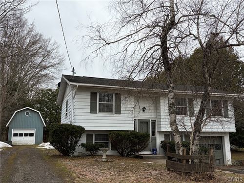 103 Monroe St, Oriskany, NY, 13424-5115 | Card Image