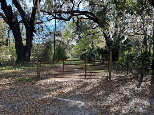 18833 Ne 24th Ave, CITRA, FL, 32113-2694 | Card Image
