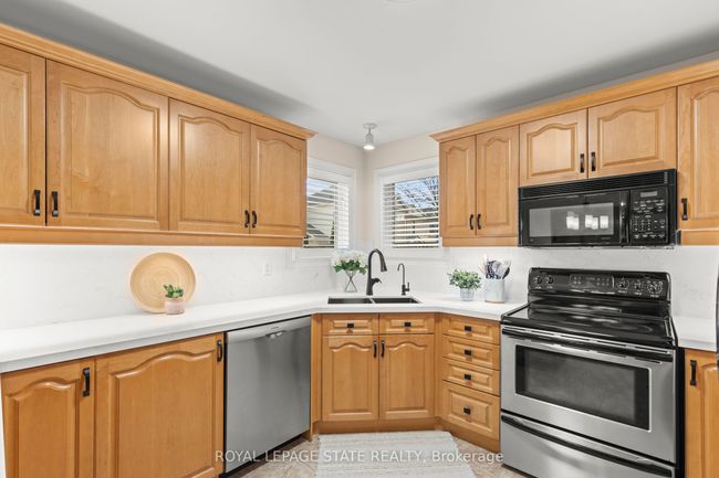 2409 Norland Dr, House other with 4 bedrooms, 4 bathrooms and 2 parking in Burlington ON | Image 17