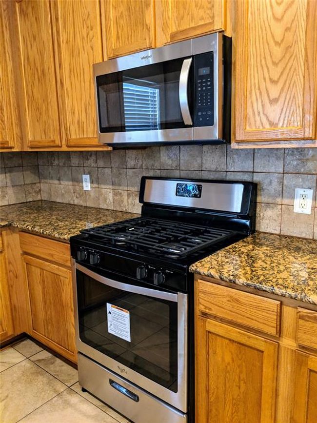 3526 Schumann Oaks Dr, House other with 4 bedrooms, 3 bathrooms and 2 parking in Spring TX | Image 15